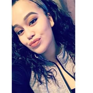 Meet your Posher, Cydney